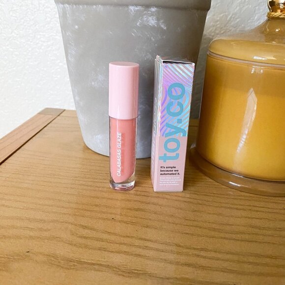 🦋 NEW TOY FACTORY Smart Lip Gloss in Calabasas Glaze - Picture 1 of 3